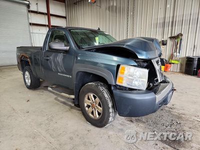 Czwarte zdjęcie samochodu z boku: 2007 CHEVROLET SILVERADO K1500 VIN:1GCEK14CX7Z639633 - miniatura