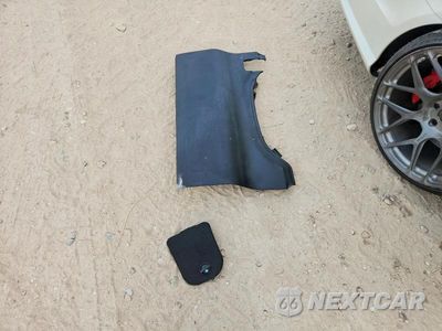 Zdjęcie 12 z 13 samochodu: 2012 MERCEDES-BENZ CLS 63 AMG VIN:WDDLJ7EB4CA001315 - miniatura