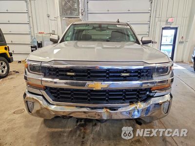 Piąte zdjęcie samochodu w środku: 2018 CHEVROLET SILVERADO C1500 LT VIN:3GCPCREC7JG198604 - miniatura