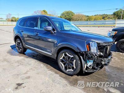 Czwarte zdjęcie samochodu z boku: 2023 KIA TELLURIDE S VIN:5XYP64GC3PG335665 - miniatura