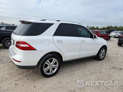 Trzecie zdjęcie samochodu z tyłu: 2015 MERCEDES-BENZ ML 350 VIN:4JGDA5JB7FA480807 - miniatura