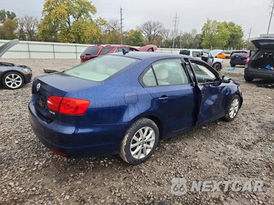 Trzecie zdjęcie samochodu z tyłu: 2011 VOLKSWAGEN JETTA SE VIN:3VWDZ7AJ3BM051710 - miniatura