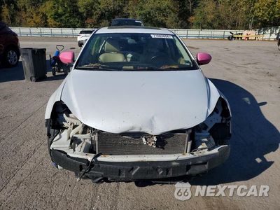Piąte zdjęcie samochodu w środku: 2011 SUZUKI KIZASHI SPORT SLS VIN:JS2RF9A88B6110332 - miniatura