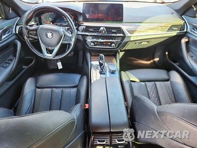 Zdjęcie 8 z 12 samochodu: 2021 BMW 530 I VIN:WBA53BH04MWX01671 - miniatura