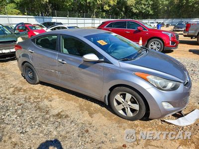 Czwarte zdjęcie samochodu z boku: 2012 HYUNDAI ELANTRA GLS VIN:KMHDH4AE8CU427107 - miniatura