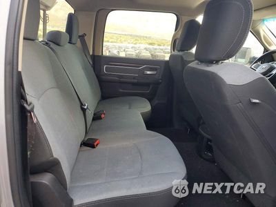 Zdjęcie 10 z 12 samochodu: 2019 RAM 2500 BIG HORN VIN:3C6UR5DJ9KG663905 - miniatura