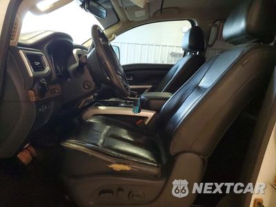 Zdjęcie 7 z 12 samochodu: 2018 NISSAN TITAN XD SL VIN:1N6BA1F49JN514680 - miniatura