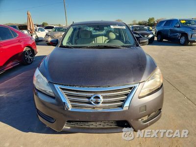 Piąte zdjęcie samochodu w środku: 2014 NISSAN SENTRA S VIN:3N1AB7AP6EL643548 - miniatura