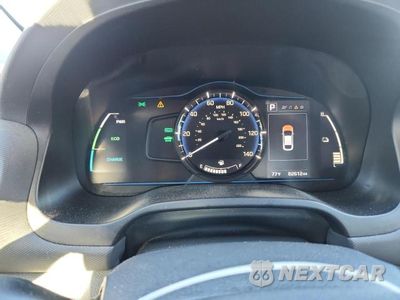 Zdjęcie 9 z 12 samochodu: 2017 HYUNDAI IONIQ BLUE VIN:KMHC65LC6HU023894 - miniatura