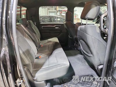 Zdjęcie 10 z 12 samochodu: 2019 RAM 1500 BIG HORN/LONE STAR VIN:1C6SRFFT6KN741799 - miniatura