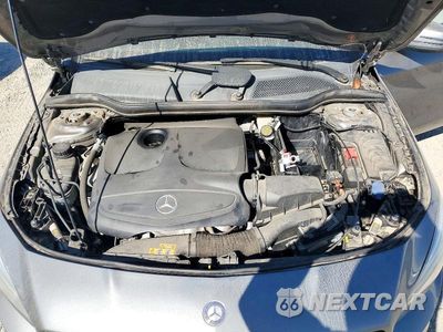 Zdjęcie 11 z 12 samochodu: 2014 MERCEDES-BENZ CLA 250 VIN:WDDSJ4EB4EN040430 - miniatura