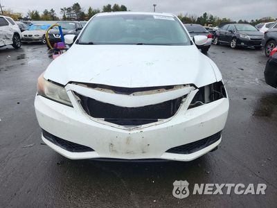 Piąte zdjęcie samochodu w środku: 2013 ACURA ILX 20 VIN:19VDE1F30DE014044 - miniatura