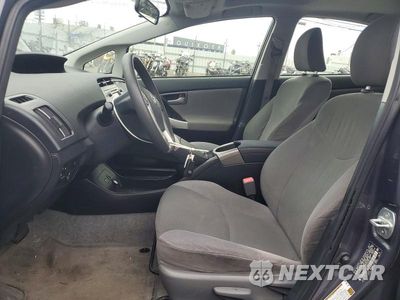 Zdjęcie 7 z 12 samochodu: 2012 TOYOTA PRIUS THREE VIN:JTDKN3DU5C5461579 - miniatura