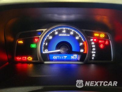 Zdjęcie 9 z 12 samochodu: 2010 HONDA CIVIC LX VIN:2HGFG1B64AH536736 - miniatura