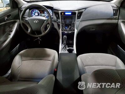 Zdjęcie 8 z 12 samochodu: 2012 HYUNDAI SONATA GLS VIN:5NPEB4AC1CH369571 - miniatura