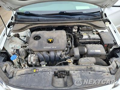 Zdjęcie 11 z 12 samochodu: 2018 HYUNDAI ELANTRA SEL VIN:5NPD84LF2JH266397 - miniatura