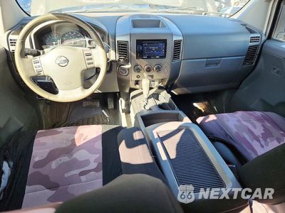 Zdjęcie 8 z 12 samochodu: 2005 NISSAN TITAN VIN:1N6AA07B35N570512 - miniatura