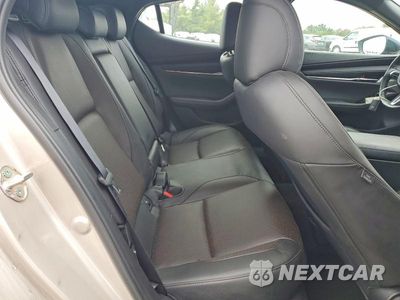 Zdjęcie 10 z 13 samochodu: 2025 MAZDA 3 PREMIUM PLUS VIN:JM1BPBNY7S1761328 - miniatura