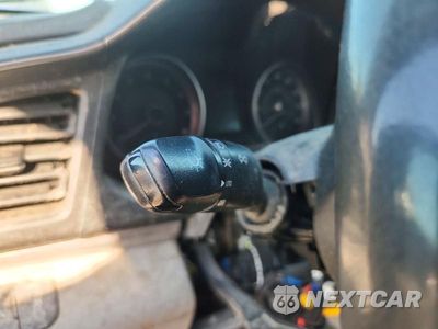 Zdjęcie 9 z 12 samochodu: 2019 HYUNDAI ELANTRA SEL VIN:5NPD84LF7KH411905 - miniatura