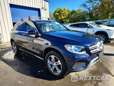 Czwarte zdjęcie samochodu z boku: 2017 MERCEDES-BENZ GLC 300 4MATIC VIN:WDC0G4KB0HF174221 - miniatura