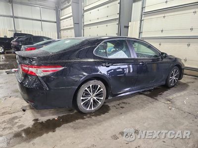 Trzecie zdjęcie samochodu z tyłu: 2018 TOYOTA CAMRY SE VIN:4T1B11HK6JU535745 - miniatura