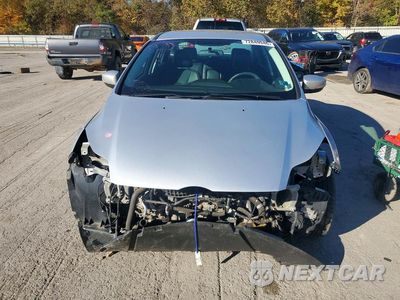 Piąte zdjęcie samochodu w środku: 2014 FORD FOCUS TITANIUM VIN:1FADP3J24EL346854 - miniatura