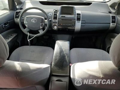 Zdjęcie 8 z 12 samochodu: 2006 TOYOTA PRIUS BASE VIN:JTDKB20UX63171833 - miniatura