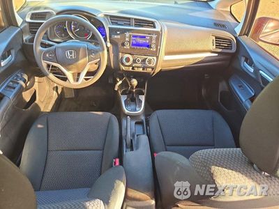 Zdjęcie 8 z 13 samochodu: 2020 HONDA FIT LX VIN:3HGGK5H44LM703438 - miniatura