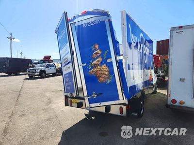 Trzecie zdjęcie samochodu z tyłu: 2023 FORD TRANSIT REFRIGERATED BOX TRUCK VIN:1FDBW5Z82PKA81056 - miniatura