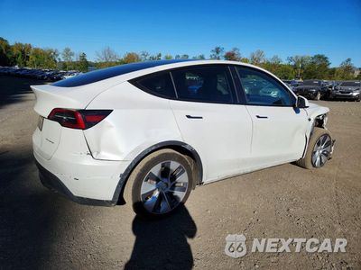 Trzecie zdjęcie samochodu z tyłu: 2024 TESLA MODEL Y VIN:7SAYGDEE2RA274356 - miniatura