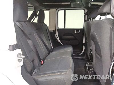 Zdjęcie 11 z 14 samochodu: 2026 JEEP WRANGLER SAHARA VIN:1C4PJXEG9TW245892 - miniatura