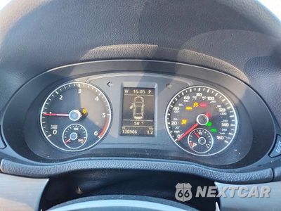 Zdjęcie 9 z 12 samochodu: 2014 VOLKSWAGEN PASSAT SE VIN:1VWBN7A3XEC065422 - miniatura