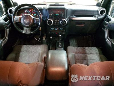 Zdjęcie 8 z 13 samochodu: 2012 JEEP WRANGLER UNLIMITED RUBICON VIN:1C4BJWFGXCL108514 - miniatura