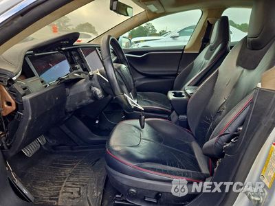 Zdjęcie 7 z 13 samochodu: 2013 TESLA MODEL S P85 VIN:5YJSA1DP7DFP16565 - miniatura