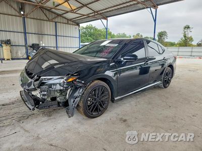 2025 TOYOTA CAMRY XLE 4T1DAACK8SU075697 - główne zdjęcie licytacji z USA - miniatura