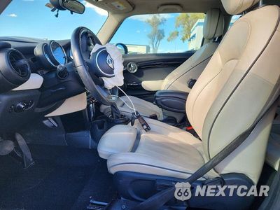 Zdjęcie 7 z 12 samochodu: 2017 MINI COOPER S VIN:WMWXP7C34H2A45662 - miniatura