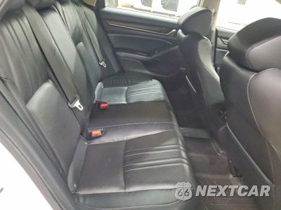 Zdjęcie 10 z 12 samochodu: 2018 HONDA ACCORD TOURING VIN:1HGCV2F91JA028208 - miniatura