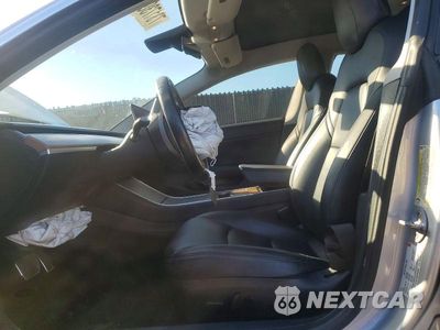 Zdjęcie 7 z 13 samochodu: 2018 TESLA MODEL 3 VIN:5YJ3E1EA6JF052080 - miniatura