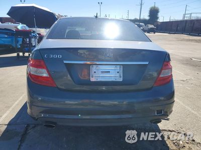 Zdjęcie 6 z 13 samochodu: 2011 MERCEDES-BENZ C 300 VIN:WDDGF5EB3BF631240 - miniatura