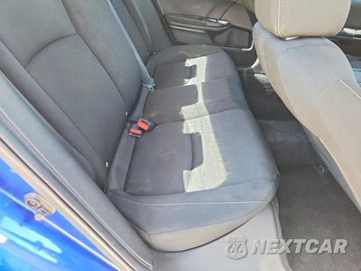 Zdjęcie 10 z 12 samochodu: 2018 HONDA CIVIC LX VIN:19XFC2F56JE003638 - miniatura