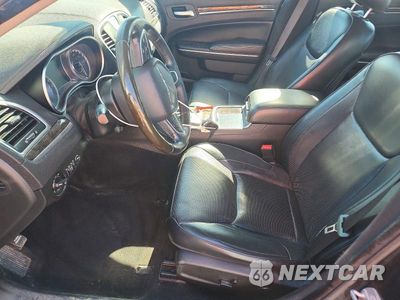 Zdjęcie 7 z 13 samochodu: 2015 CHRYSLER 300 C VIN:2C3CCAKG6FH887522 - miniatura