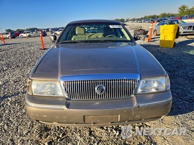 Piąte zdjęcie samochodu w środku: 2004 MERCURY GRAND MARQUIS GS VIN:2MEFM74W84X661111 - miniatura