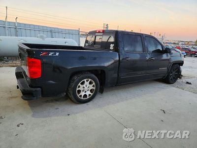 Trzecie zdjęcie samochodu z tyłu: 2018 CHEVROLET SILVERADO K1500 LT VIN:3GCUKREC8JG289869 - miniatura
