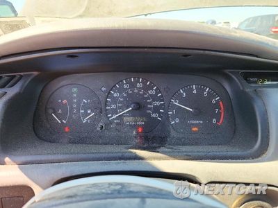 Zdjęcie 9 z 12 samochodu: 2001 TOYOTA CAMRY LE VIN:4T1BG22K01U831793 - miniatura