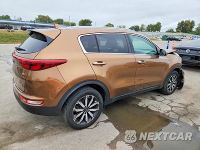 Trzecie zdjęcie samochodu z tyłu: 2017 KIA SPORTAGE EX VIN:KNDPNCAC0H7157783 - miniatura