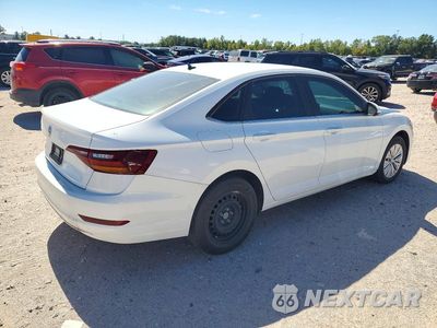 Trzecie zdjęcie samochodu z tyłu: 2019 VOLKSWAGEN JETTA S VIN:3VWCB7BU2KM244214 - miniatura