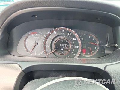 Zdjęcie 9 z 13 samochodu: 2017 HONDA ACCORD EXL VIN:1HGCT2B82HA002598 - miniatura
