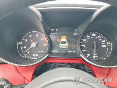 Zdjęcie 9 z 12 samochodu: 2018 ALFA ROMEO GIULIA TI VIN:ZARFAECN0J7583941 - miniatura