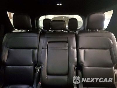 Zdjęcie 10 z 14 samochodu: 2020 FORD EXPLORER XLT VIN:1FMSK8DH6LGA54072 - miniatura