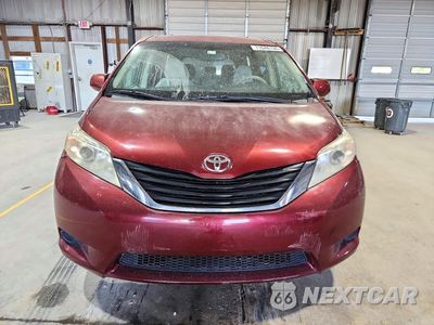 Piąte zdjęcie samochodu w środku: 2011 TOYOTA SIENNA LE VIN:5TDKK3DC1BS127459 - miniatura